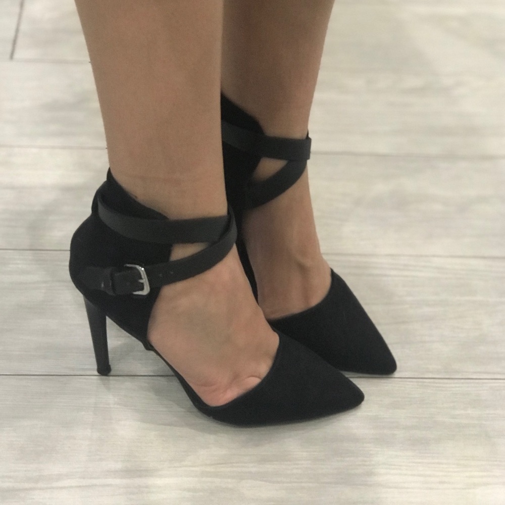Black ankle strap pumps